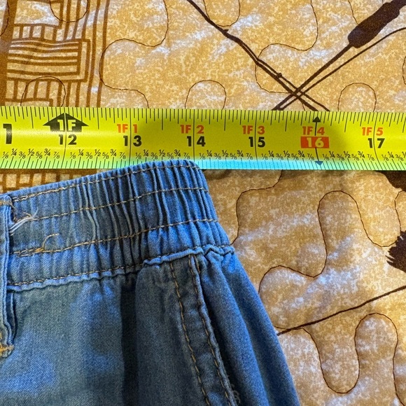 Almost Famous Juniors Faux Denim Cargo Pants Large Med wash - Picture 6 of 8